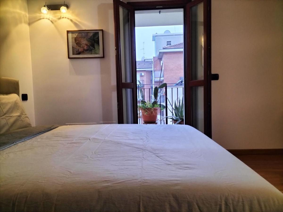 Casa Atene Milan Bagian luar foto