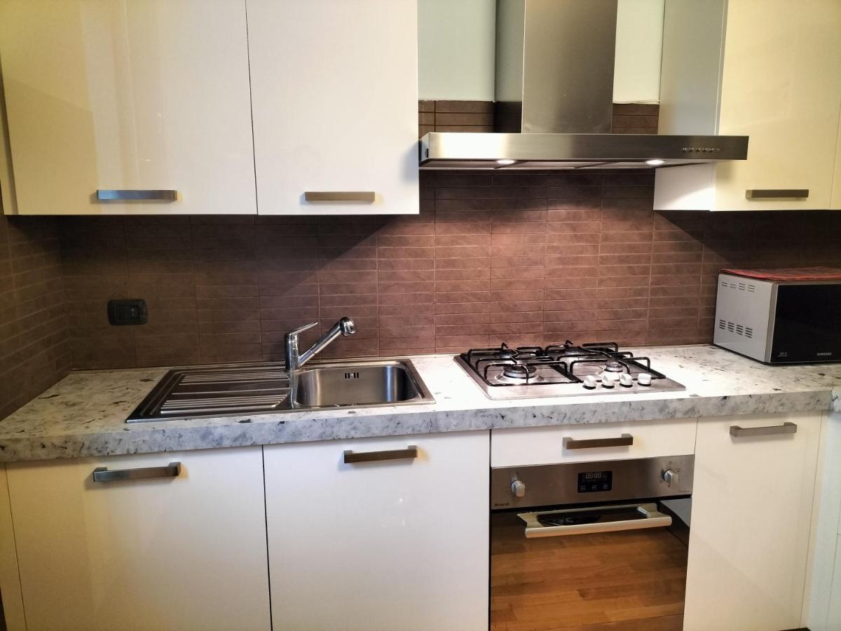 Casa Atene Milan Bagian luar foto