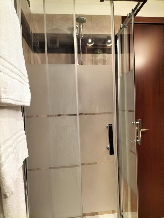 Casa Atene Milan Bagian luar foto