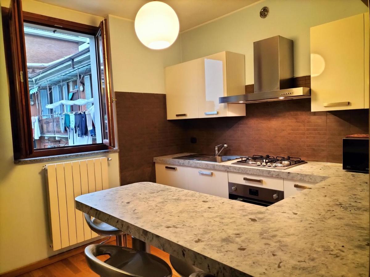 Casa Atene Milan Bagian luar foto