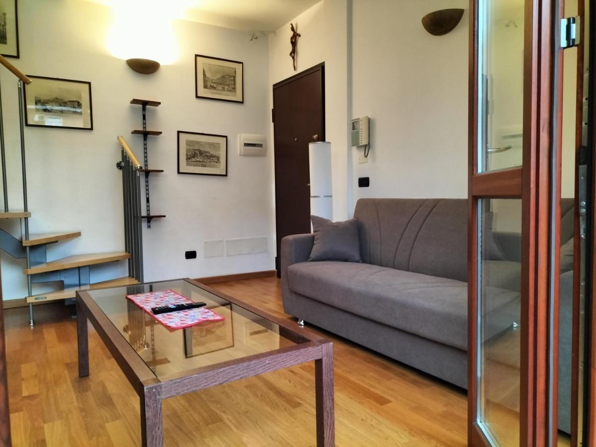 Casa Atene Milan Bagian luar foto