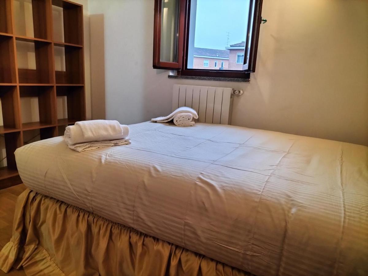 Casa Atene Milan Bagian luar foto